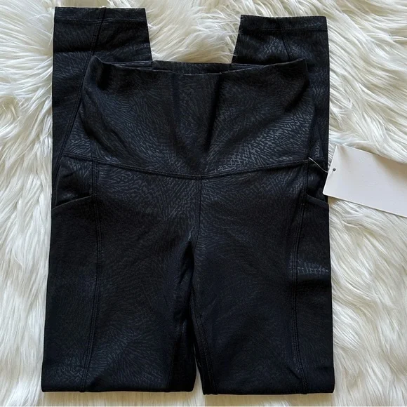 Lululemon Align High Rise Leggings With Pockets 25” - Picture 4 of 10